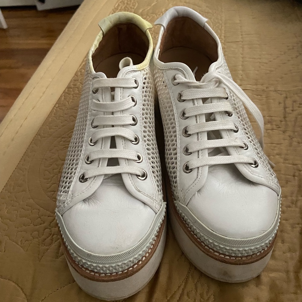 Flamingos fashion snickers size 9/5